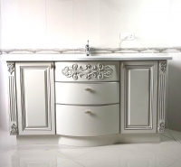 Тумба в ванную с акриловой столешницей и литым умывальником.