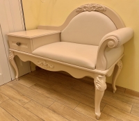 Масив та шпон ясеня різьблені елементи Розсувна Система Albatur фурнітура Blum,обивка натуральна шкіра