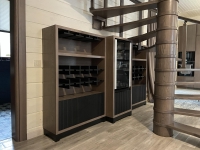 Вишукана Винна шафа під сходовим маршем, Повністю масив ясеня фурнітура Blum