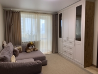 шафа в вітальню