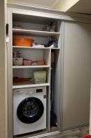 Передпокій у приміщенні з несучою балкою