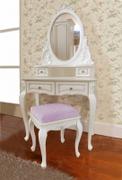 Классический макияжный столик