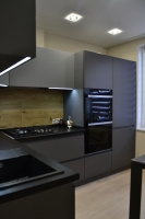 Сіра кухня сучасна